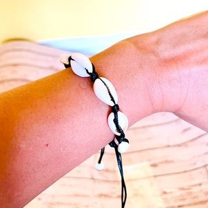 Beach bohemian hawaai shell bracelet anklet